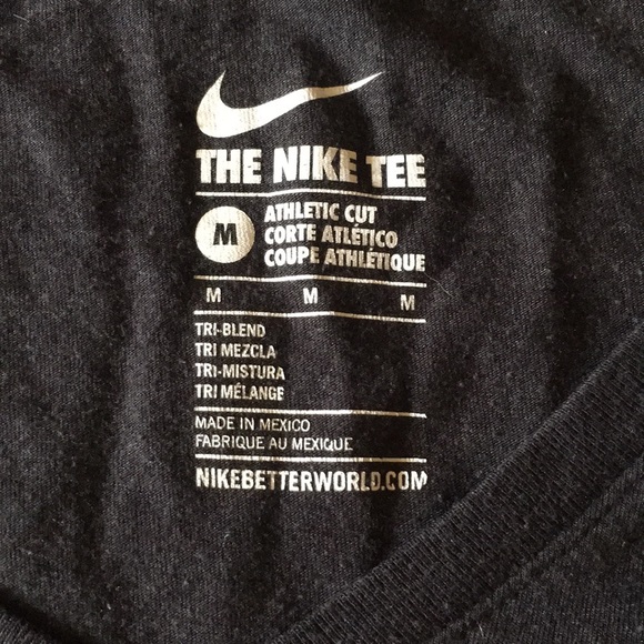 T-shirt - Picture 2 of 3